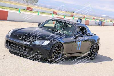 media/Mar-30-2025-Speed Ventures (Sun) [[39e6b1441d]]/Black/Grid/